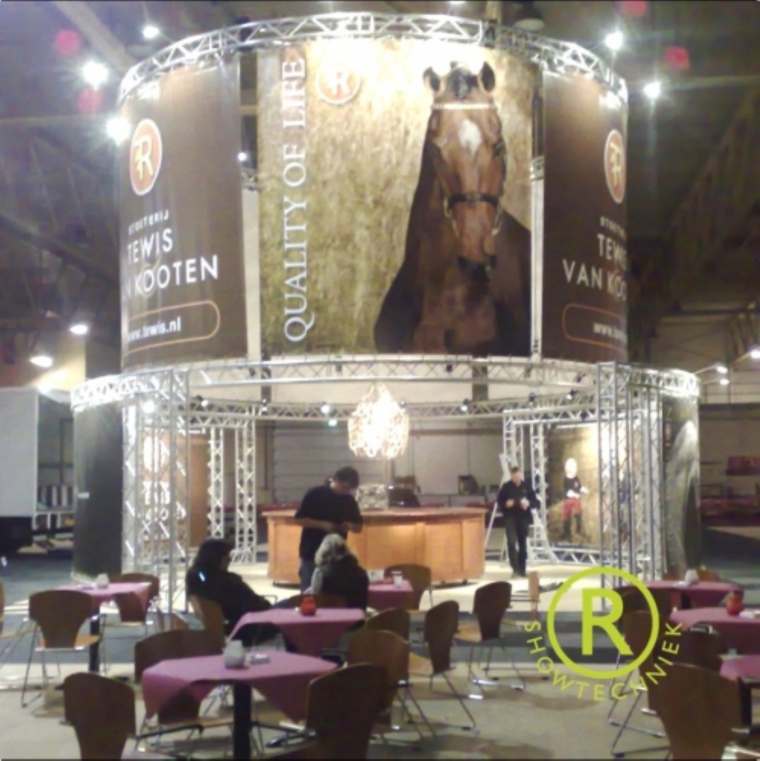 Speciale standbouw in allerlei vormen en formaten cirkels