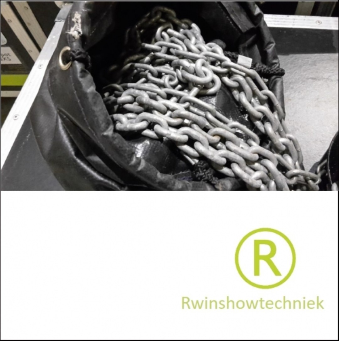 Handtakel 1 ton hijs en trekketting 8 meter met kettingzak occasion.