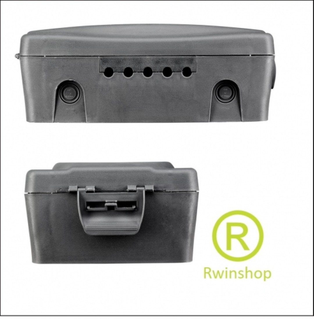 Waterdichte kast voor stroom stekkerblokken IP54 met 5 ingangen grijs PVC