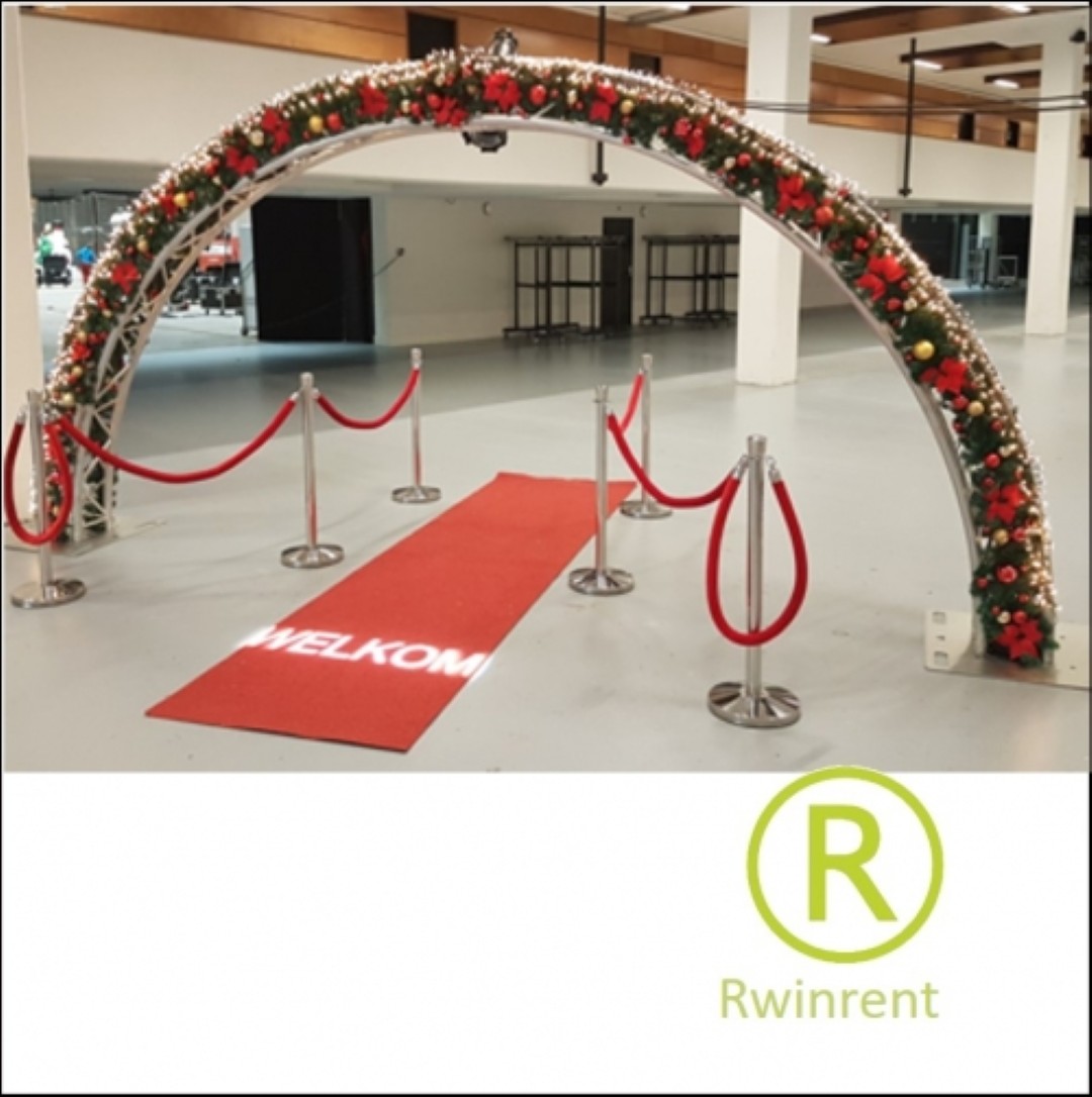 Trusspoort 5 meter - decoratie en formaat kan worden aangepast - Huren Entreepoort