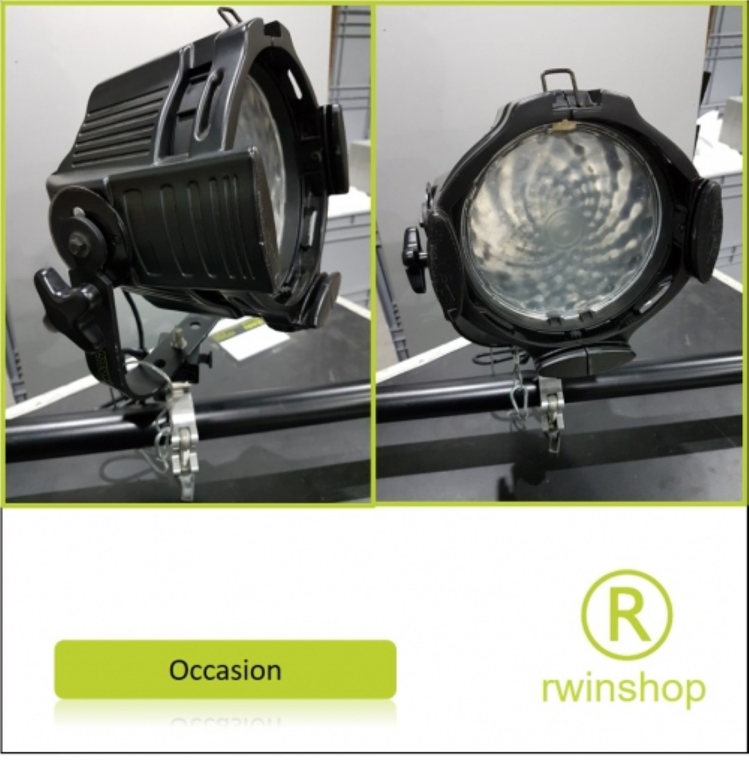 Schijnwerper Zoom 600w + kleppen. EUROLITE ML-64-occasion