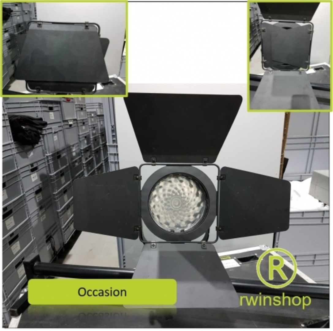 Schijnwerper Zoom 600w + kleppen. EUROLITE ML-64-occasion