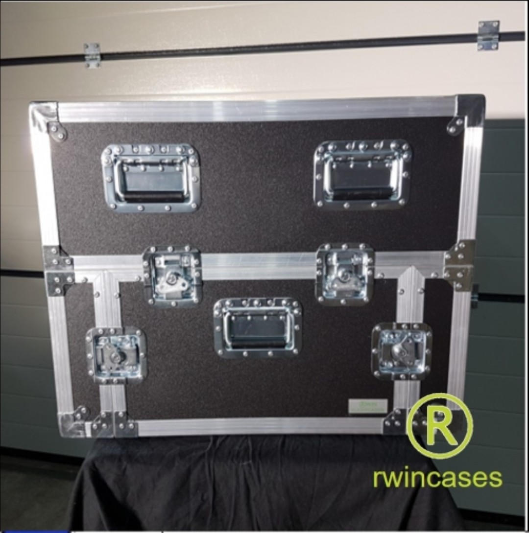 Midas32R Case met 6 eenheden 19inch rek