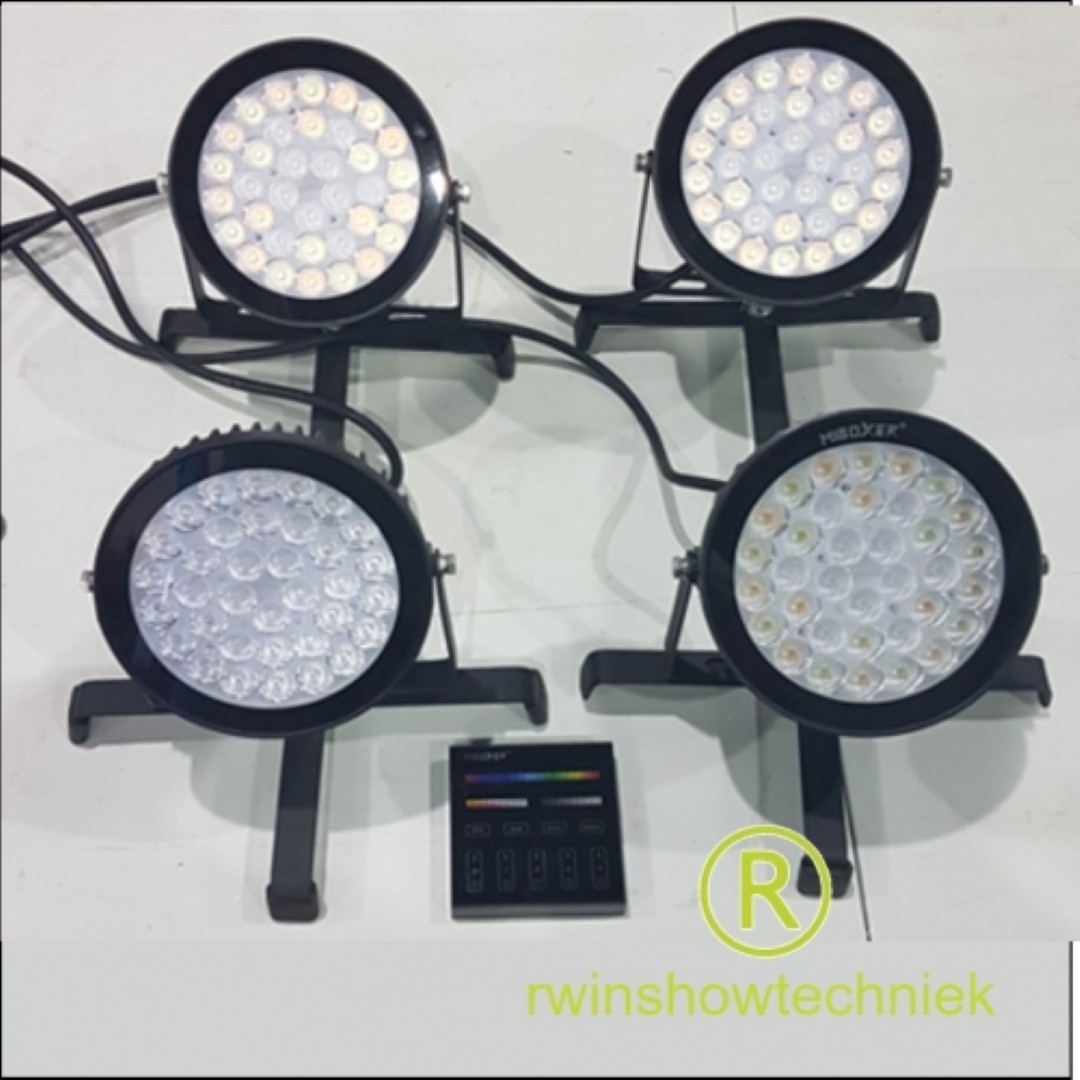Lichtset 4 spots IP65 RGB Wit - Huren