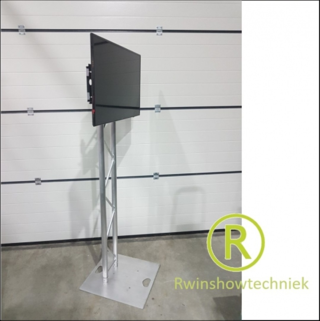 TV standaard laddertruss 150 cm hoog met voetplaat en vesa beugel