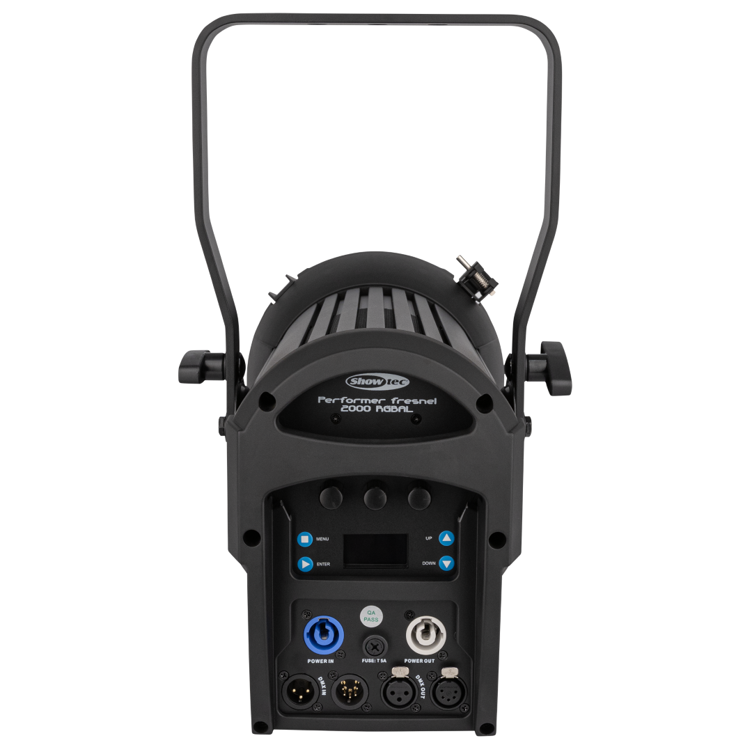 Performer 2000 RGBAL Compacte 240 W RGBAL theater LED Fresnel
