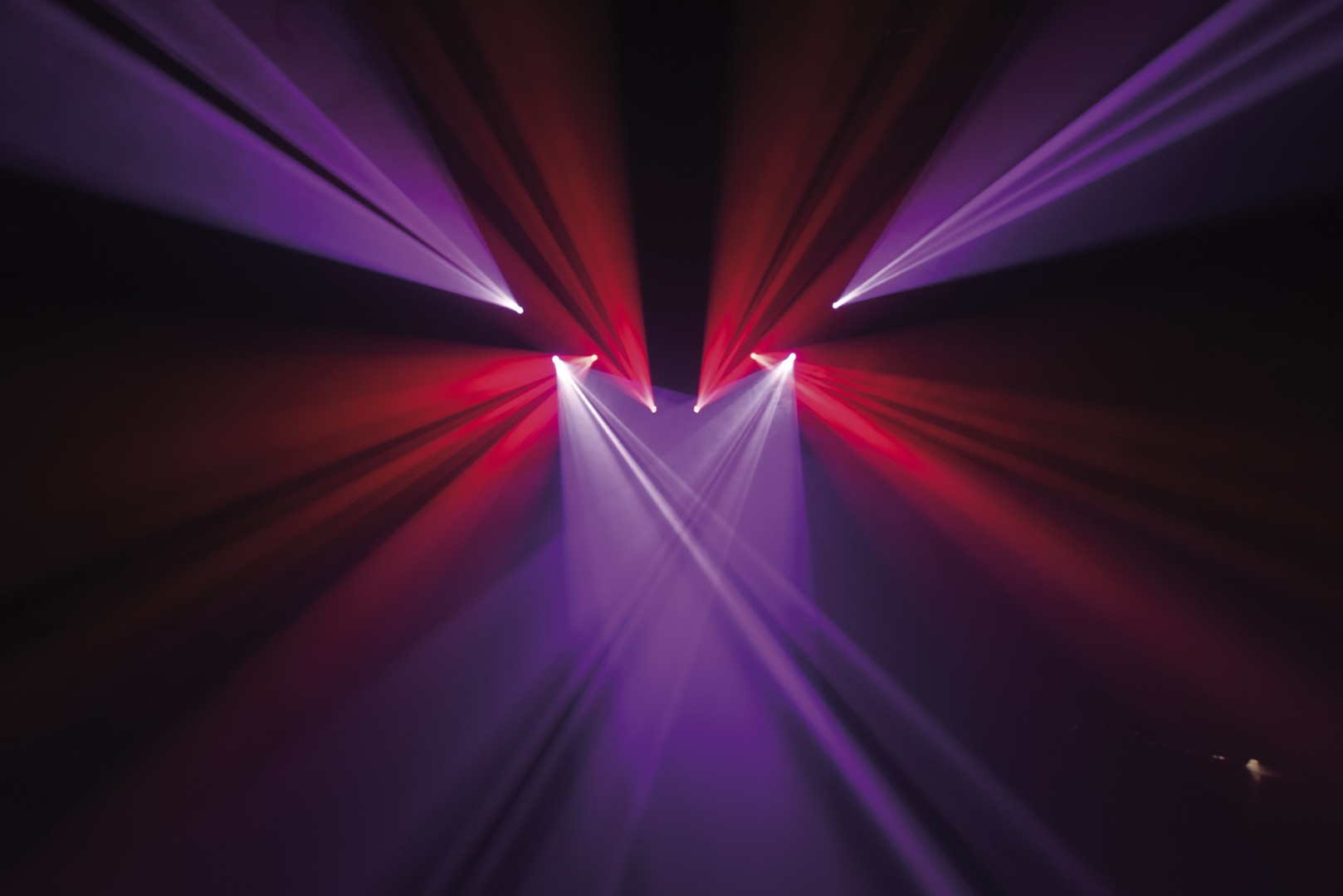Phantom 65 Spot Compacte 65 W LED Spot Moving Head - Zwart