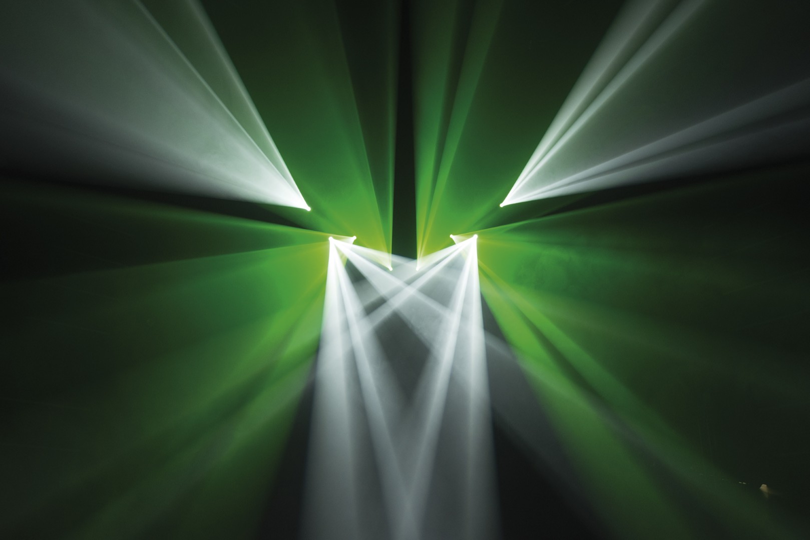 Phantom 65 Spot Compacte 65 W LED Spot Moving Head - Zwart