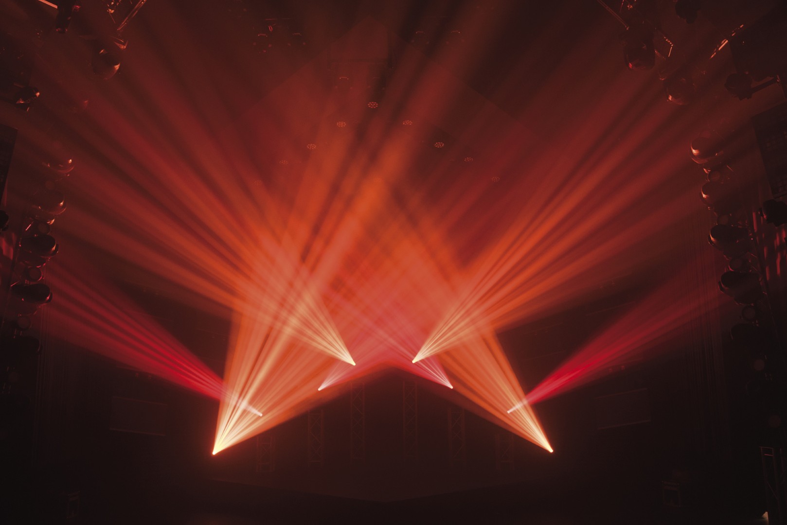 Phantom 130 Spot 130 W LED Spot Moving Head - Wit