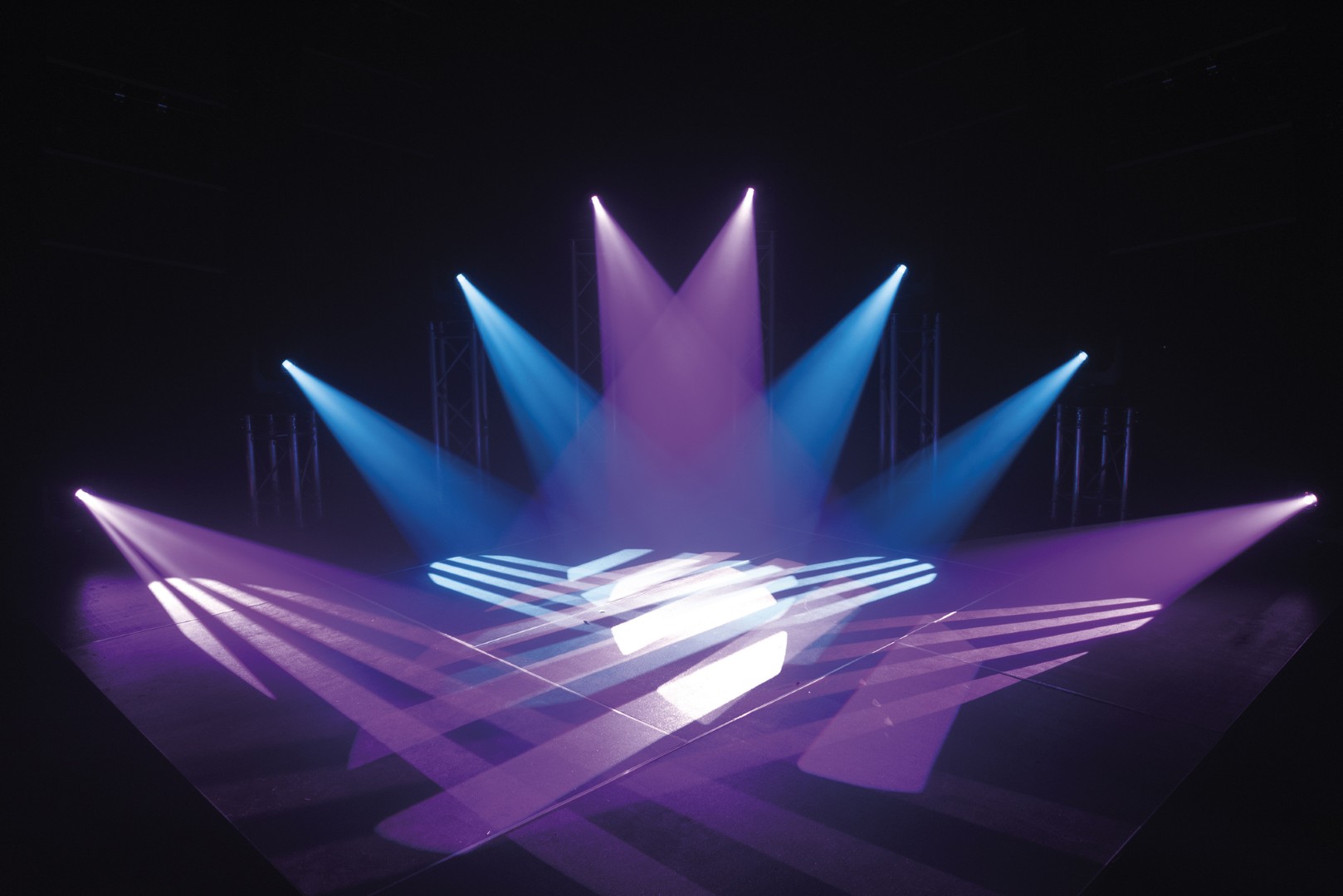 Phantom 130 Spot 130 W LED Spot Moving Head - Wit