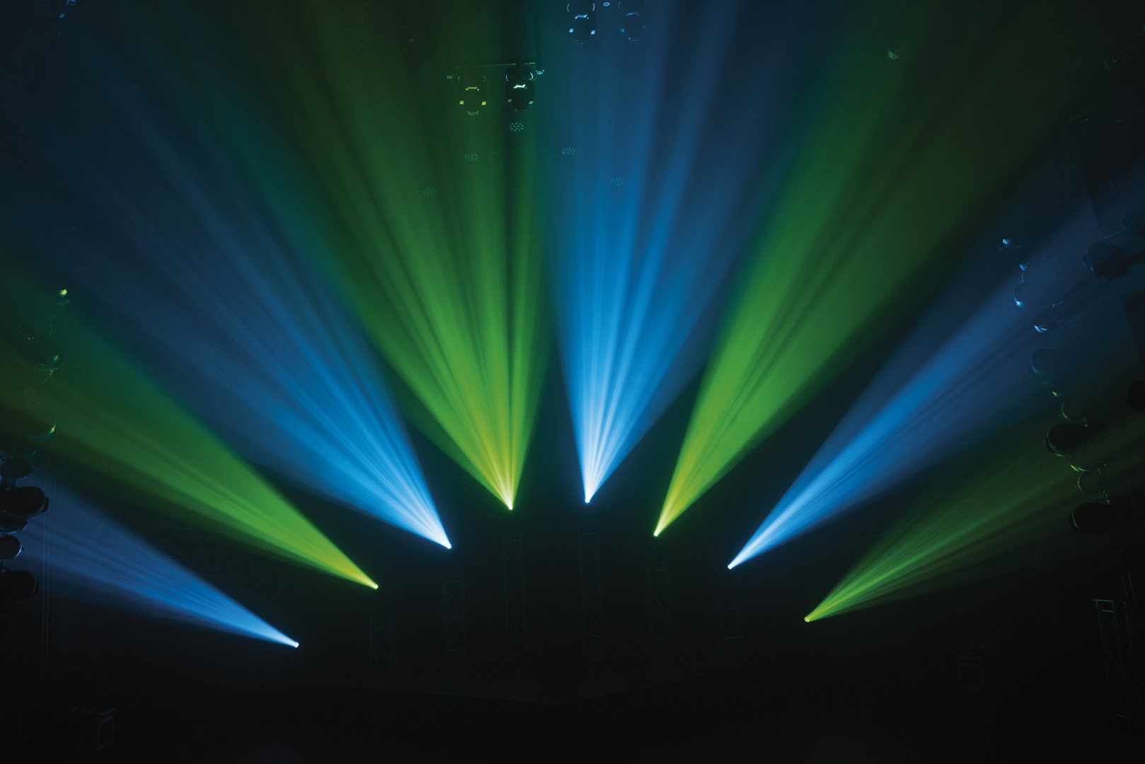 Phantom 130 Spot 130 W LED Spot Moving Head - Wit