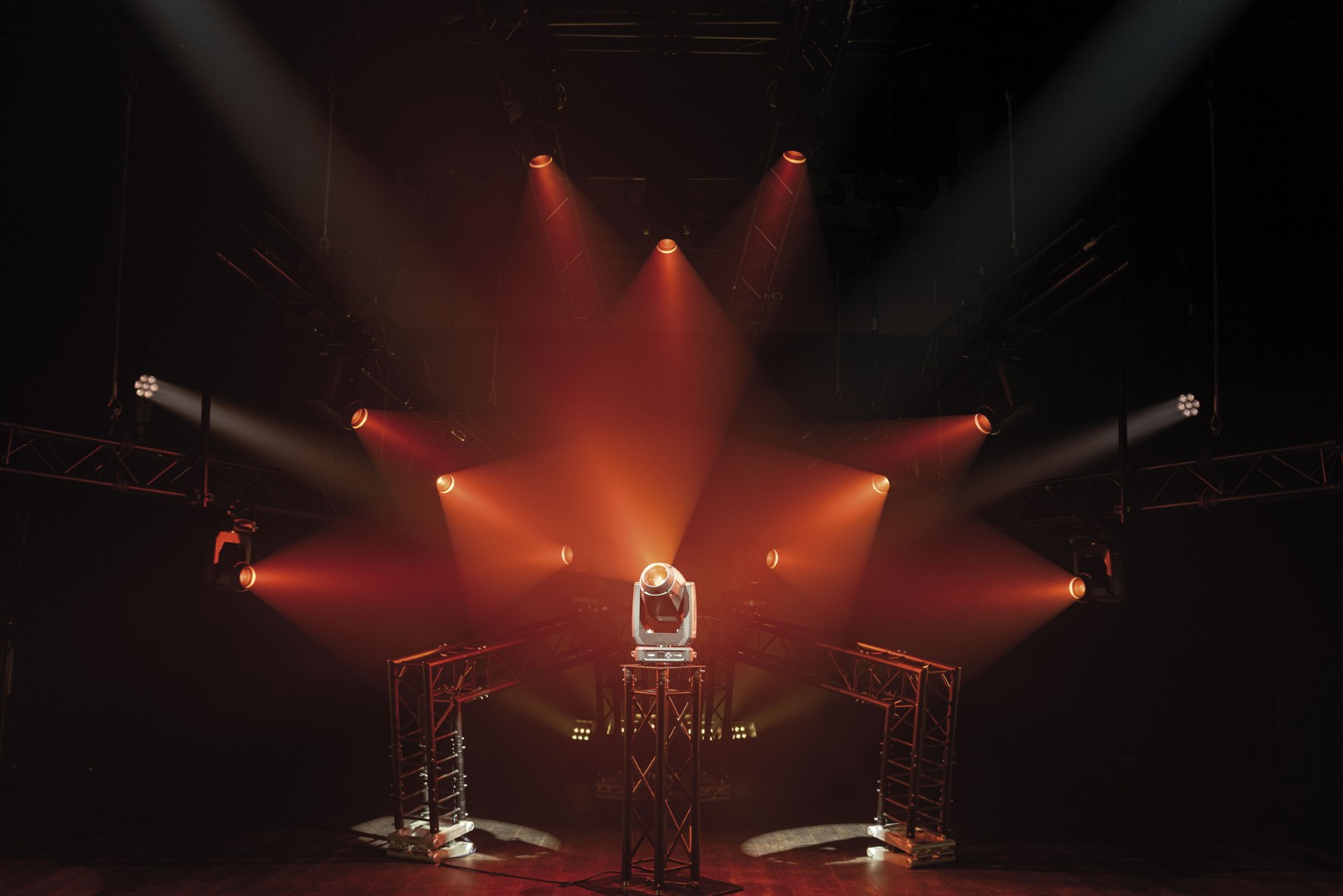 Phantom 12R Hybrid 300 W Hybride Moving Head