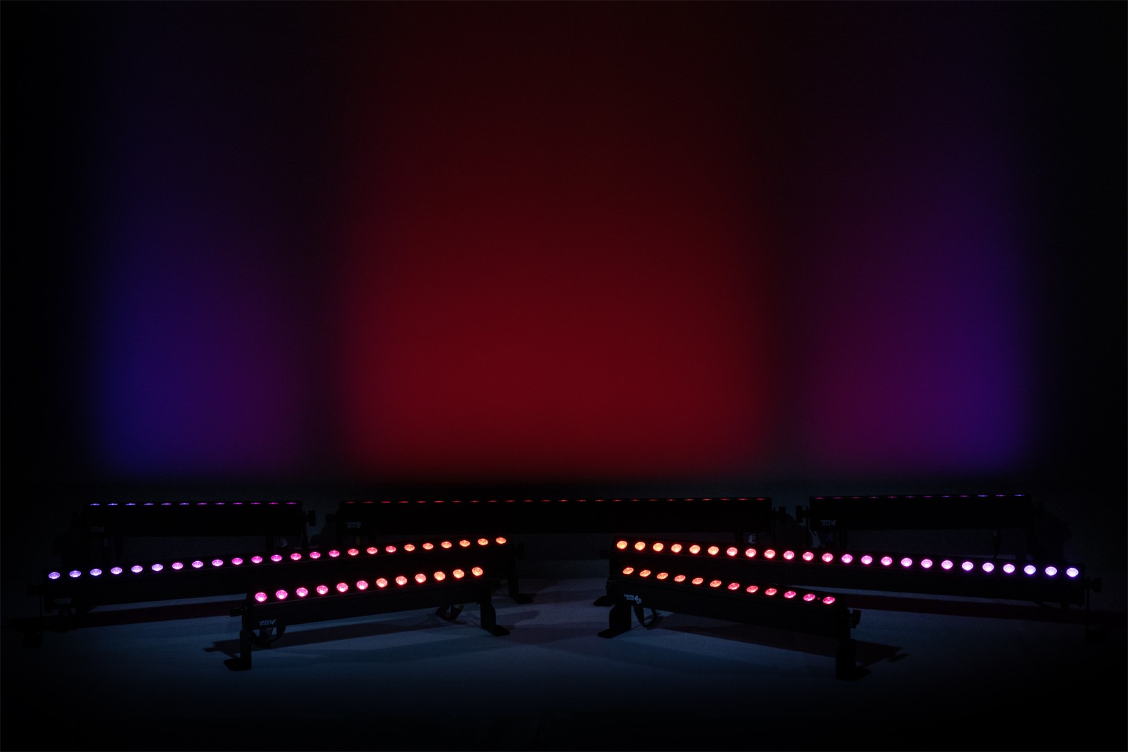 Sonus Bar 4B Indoor RGBW-lichtbalk - batterijgevoed