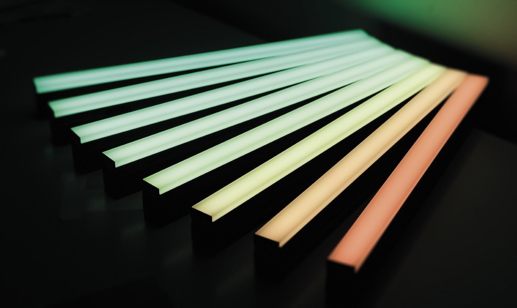 LED Octostrip Set MKII Besturing aparte gedeelten van 50 cm