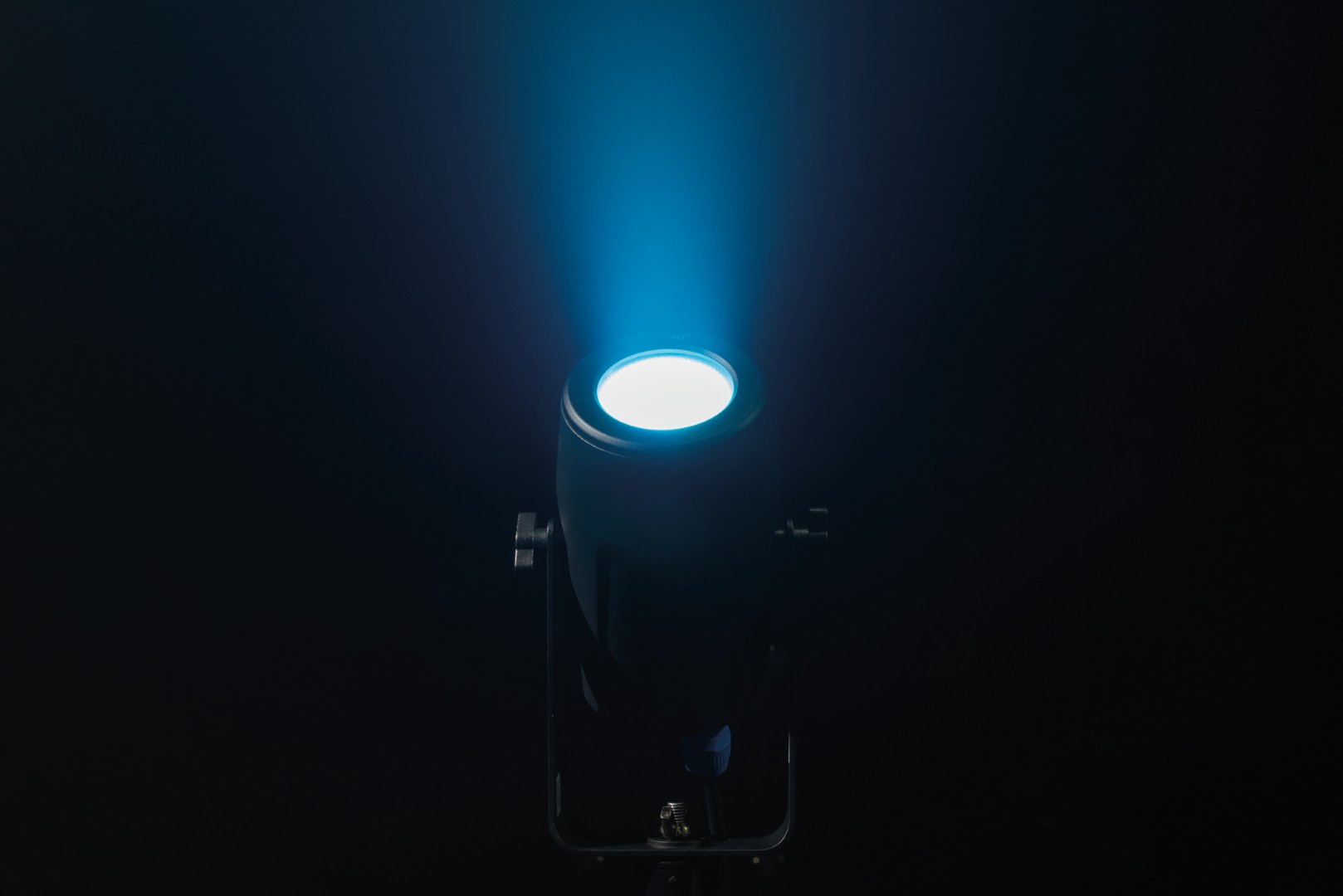 Accent Spot Q4 RGBW Pinspot met smalle lichtbundel
