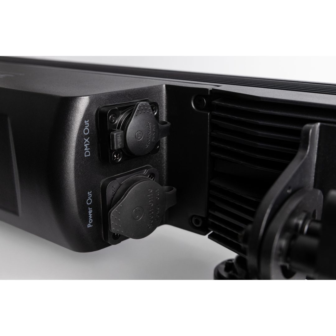 Spectra Strobe 360x 1W witte en 384x 0,5W RGB LED-bar - IP65