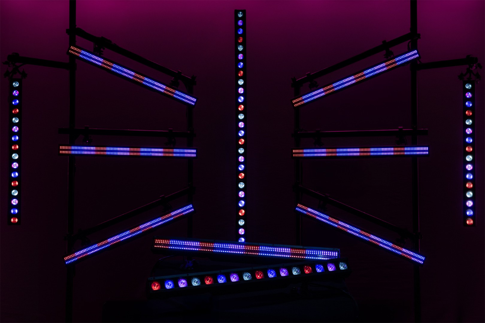 Spectra Strobe 360x 1W witte en 384x 0,5W RGB LED-bar - IP65