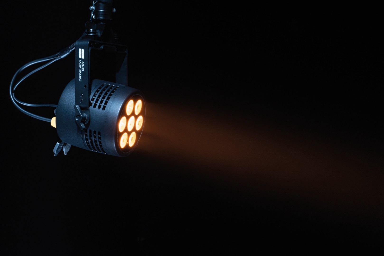 Cameleon Spot 7Q6 Tour 7x 12 W RGBWA-UV LED Spot - Power Pro True