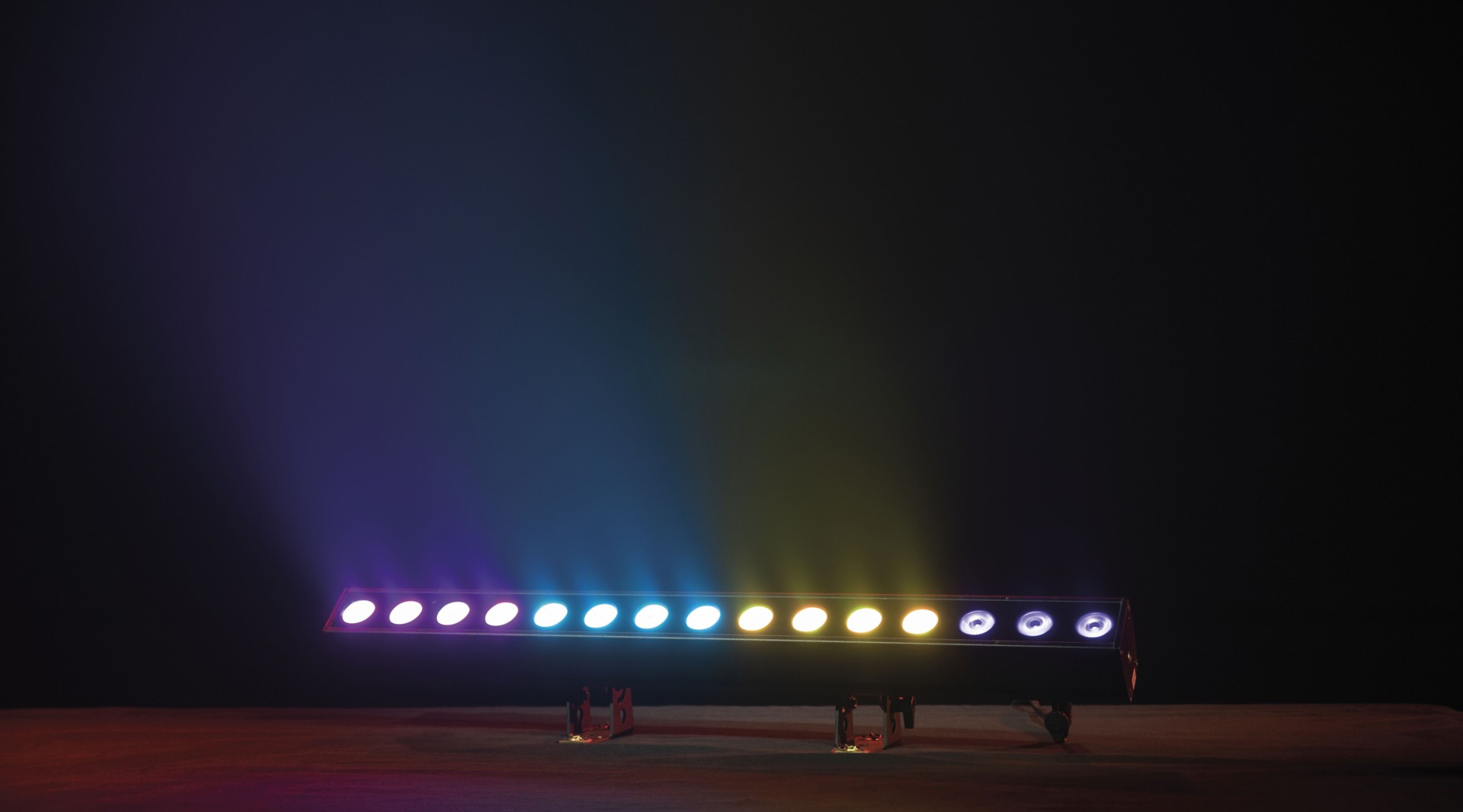 Cameleon PixelBar 15 Q6 Tour 15x 10 W RGBWA-UV LED Pixel Bar - Power Pro True - IP65