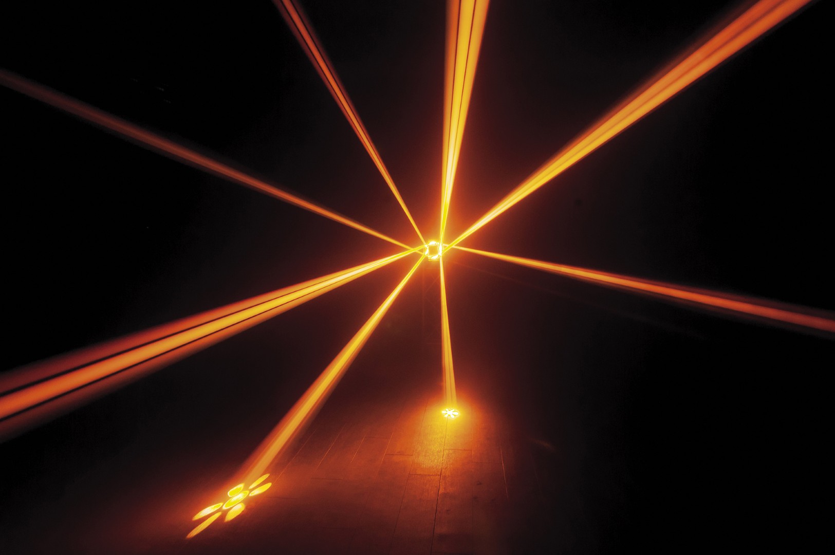 Airstrike 5R Quad Beam-effect