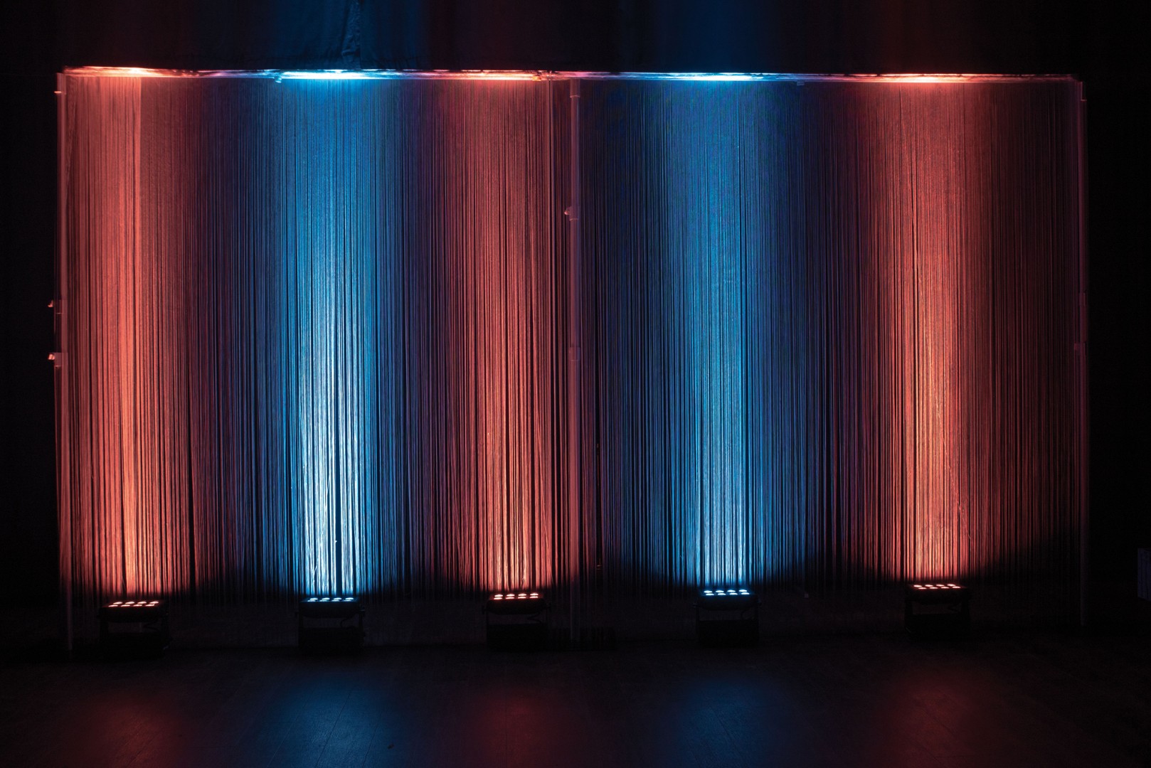 Helix M1100 Q4 Mobile 8x 10 W RGBW LED Wash (CRMX & WDMX)