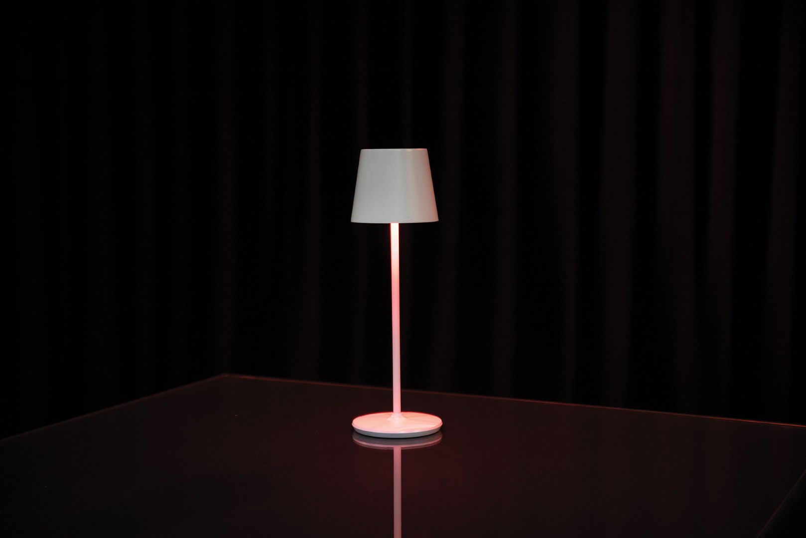 EventLITE Table-RGBW RGBW Accu LED Lamp - wit