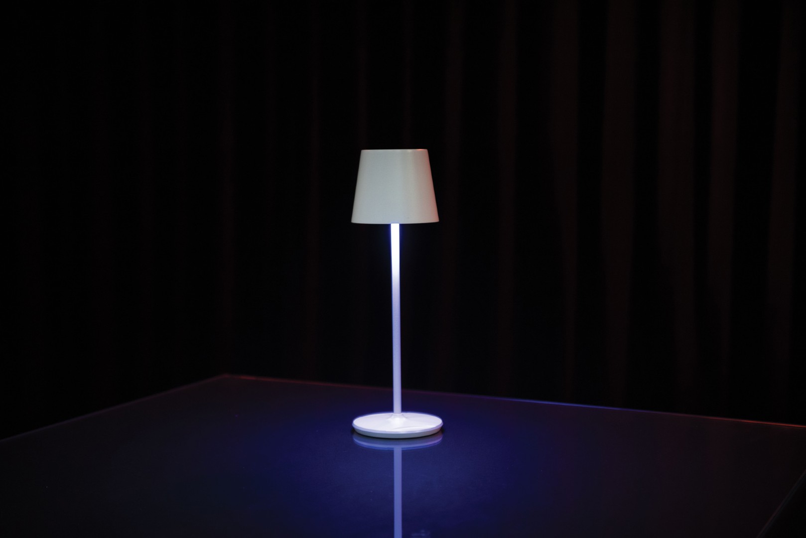 EventLITE Table-RGBW RGBW Accu LED Lamp - wit