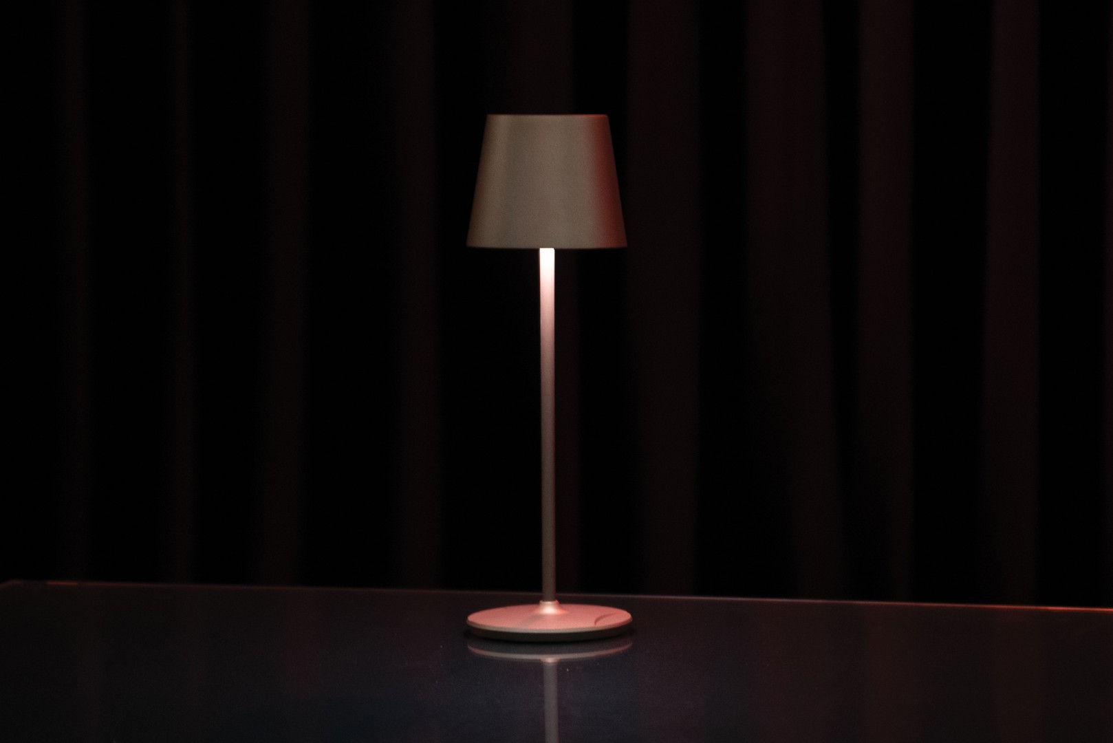 EventLITE Table-SW WW-CW Accu LED Lamp - brons
