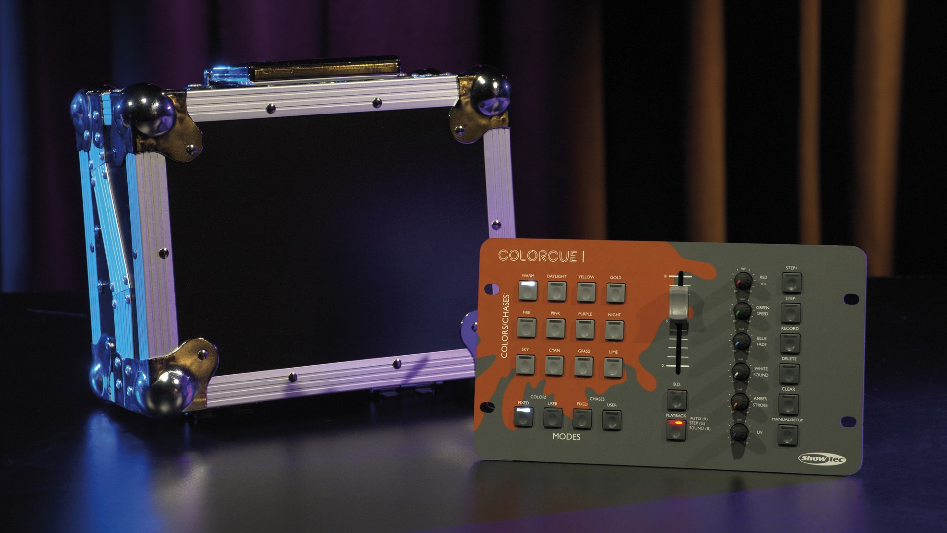 ColorCue 1 Intelligente 1-fader, 6-kleuren LED controller