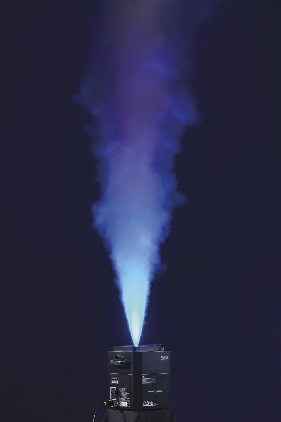M-9 Jet 1800 W Pro CO₂-simulatie RGBAW Jet Fogger