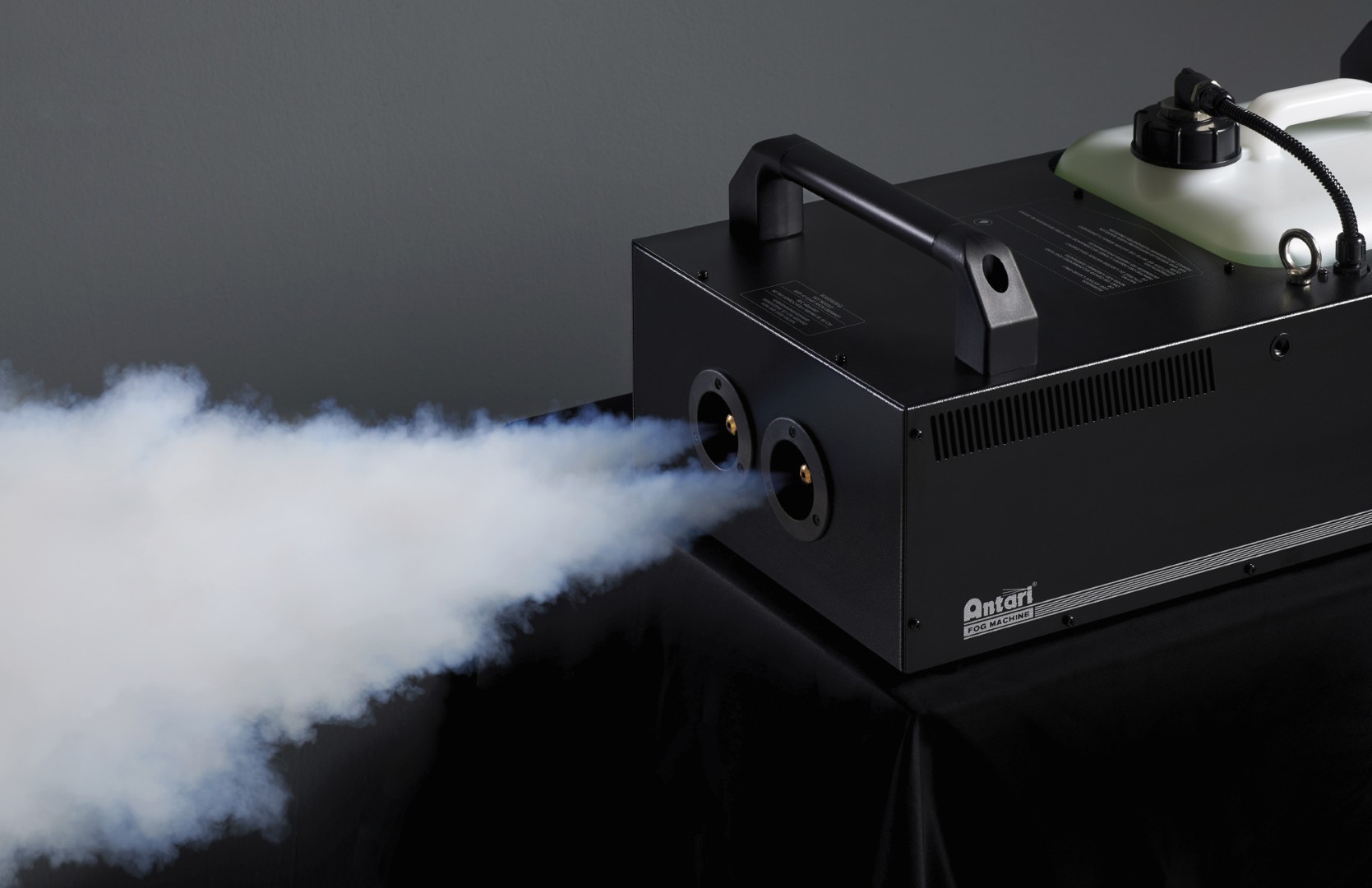M-11 Tour Fogger 1600 W Dubbele Fog Pipe Pro Fogger