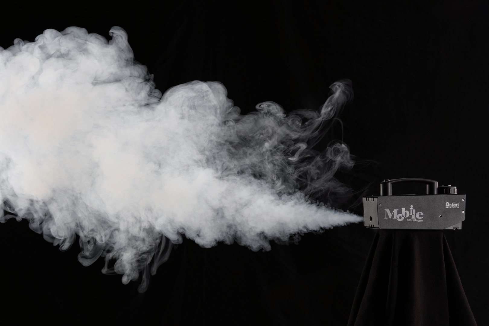 MB-1 Mobile Fog Machine 75 W accu rookmachine