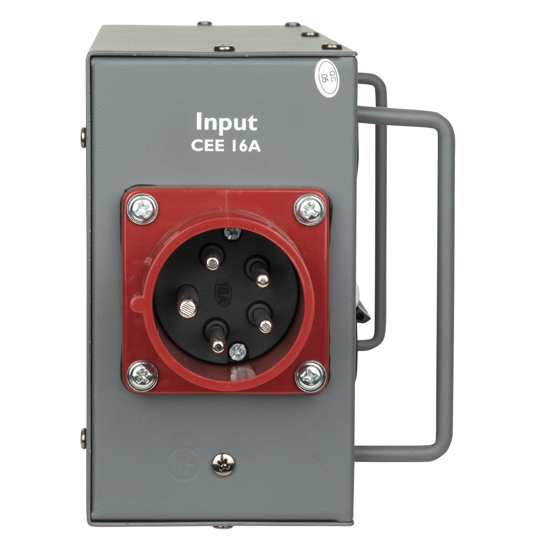 Power Split 16 True CEE 16 A Powersplit met zekering - CEE naar ProPower True1