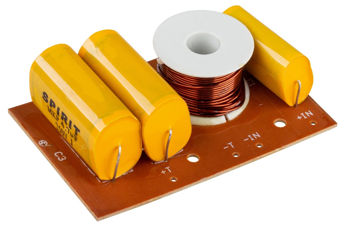 High pass filter for 2-way systems ( X-over freq. : 4,5kHz, Slope : 18dB/oct, RMS power : 100W). - CN-6