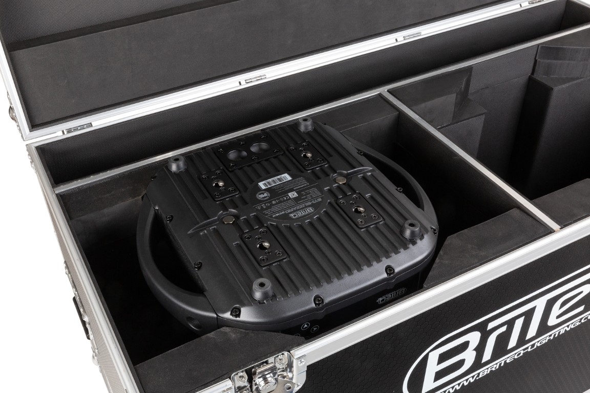 Stapelbare flightcase voor transport van 2x BTI-BLIZZARD BSW2 of 2x BTI-BLIZZARD PROFILE - MOVING HEAD CASE 10