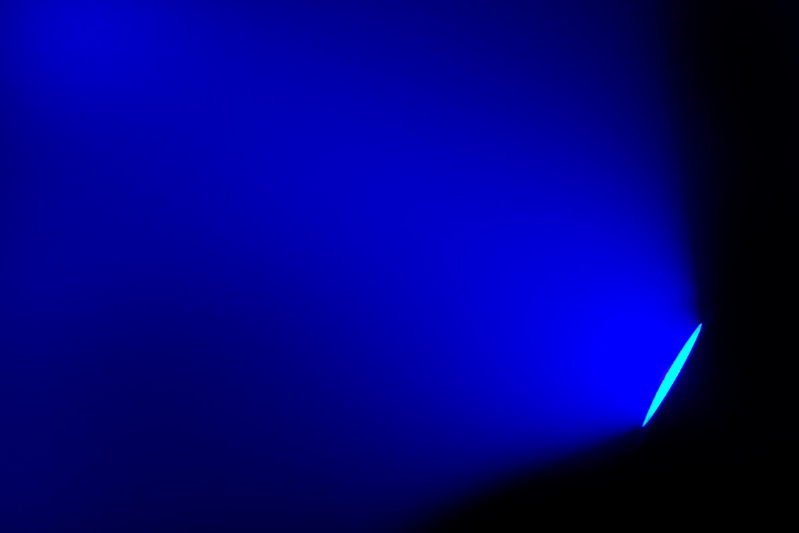 Compact 36W RGB COB-projector, 100°+15°beam - COB-PLANO