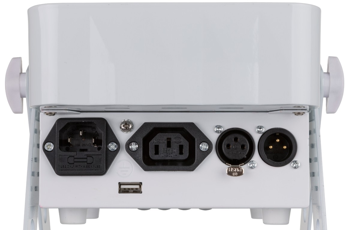 Zeer compacte energiebesparende led-projector voorzien van 7 RGBW leds van 8W - LED PLANO 7FC-WHITE