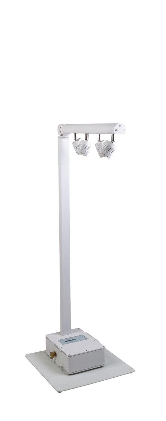 Stijlvolle batterij-gevoede IP64 OUTDOOR 4x 5Watt LED-verlichtingspaal met draadloze DMX, perfect voor het verlichten van tuinfeesten, buffetten, presentatiebalies, enz. - BTI-AKKUPOLE WHITE