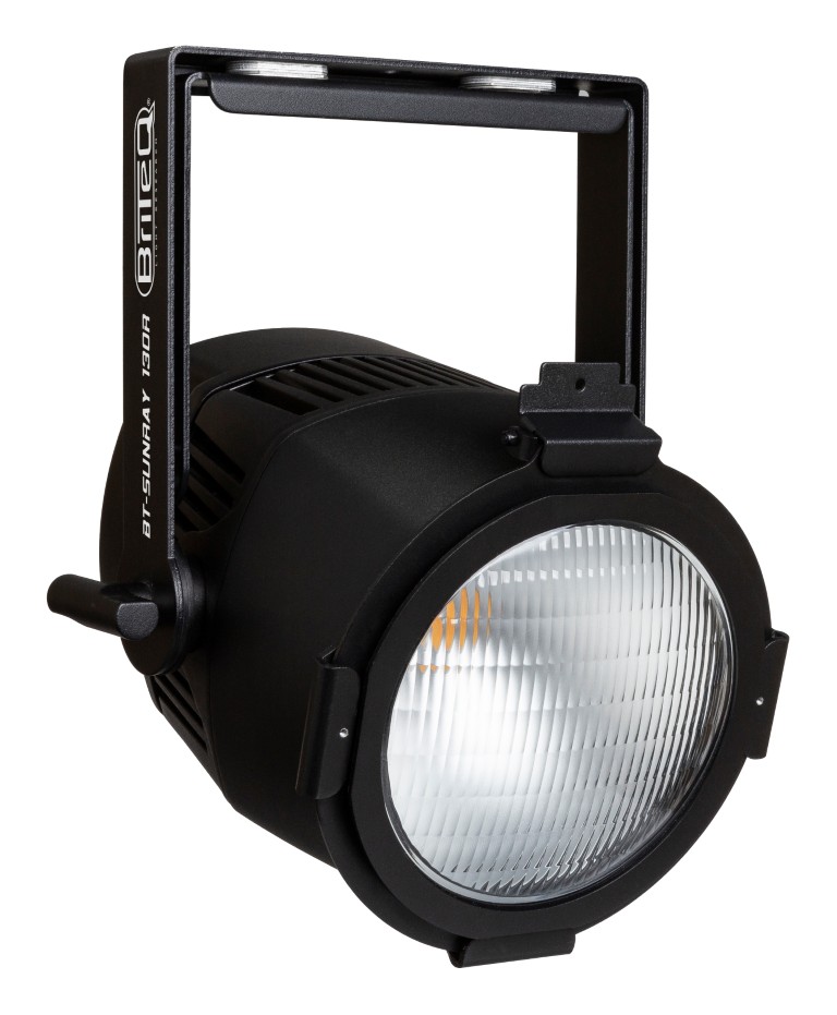 Waterdichte 130W witte COB projector (3000K, CRI>97) met red-shift effect! Super multifunctioneel: vervangt halogeen blinders, beursprojectoren, stroboscopen, ... - BT-SUNRAY 130R