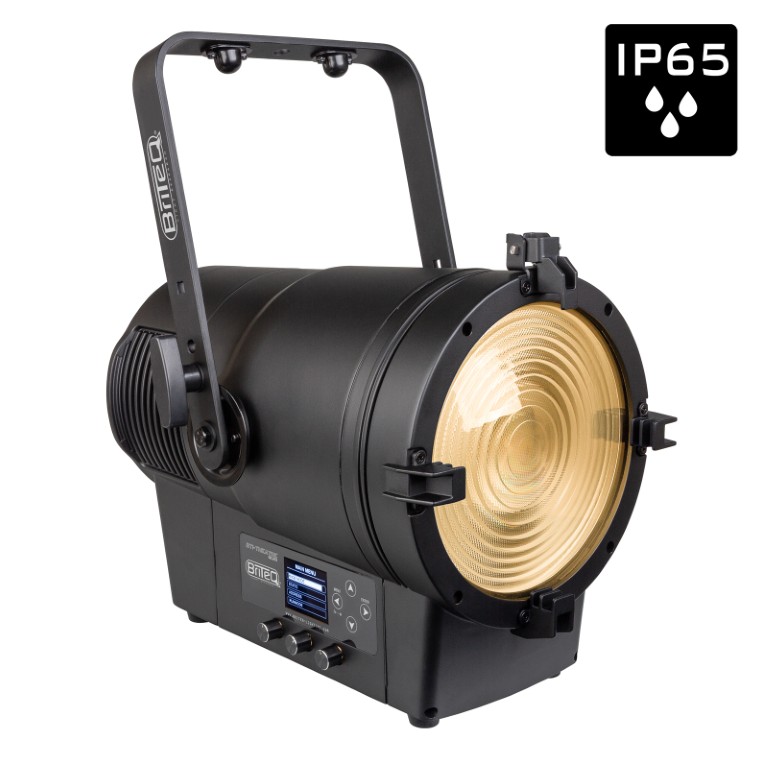 Veelkleurige IP65 LED fresnel spot met een vermogen van 2 kW halogeen equivalent, gemotoriseerde zoom en hoge CRI witte presets - BTI-THEATRE 6C20