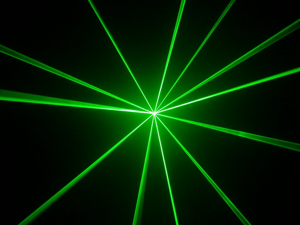Aantrekkelijke 50mW groene laser voor DJ's, pubs en kleine discotheken - SPACE-4 Mk2 LASER