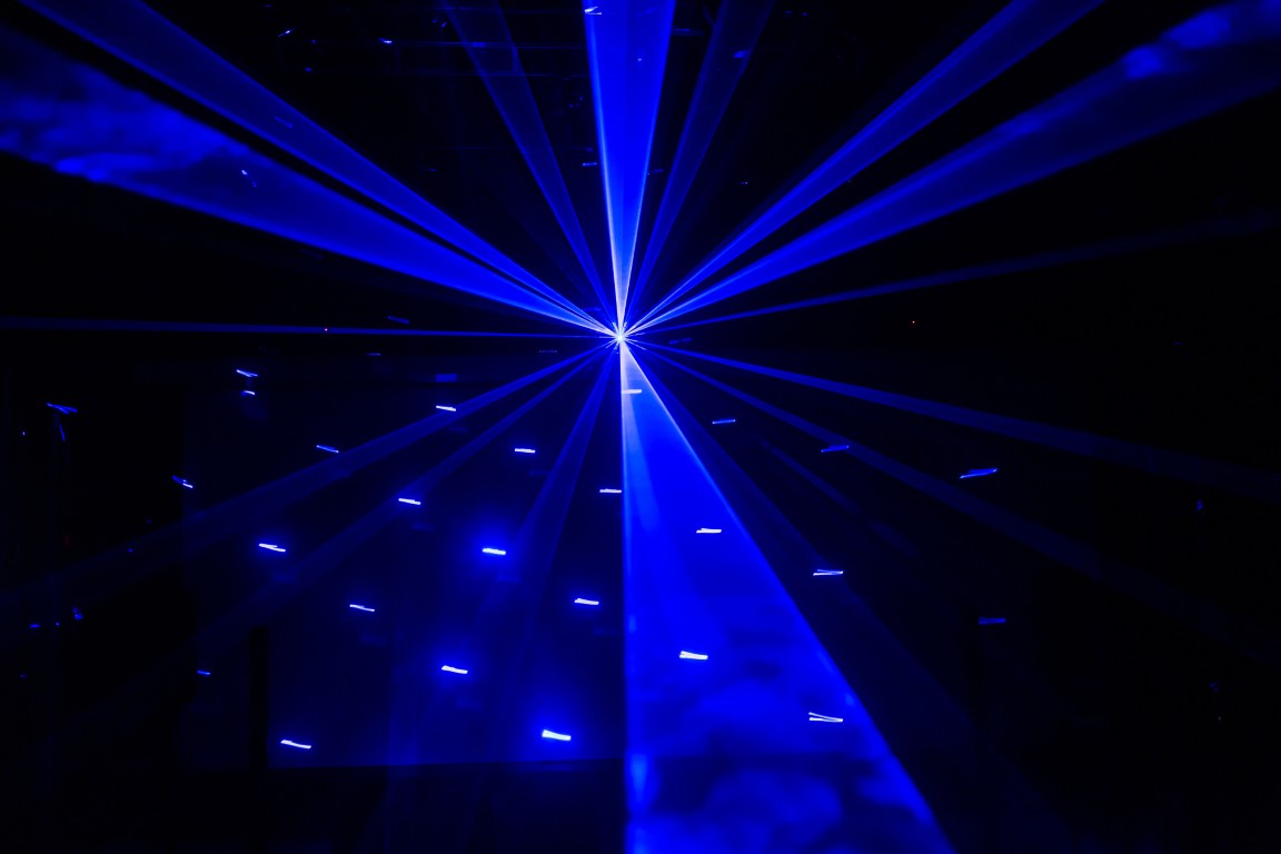 Zeer aantrekkelijke RGB-laser voor DJ's, cafés en discotheken - SPYDER-RGB LASER