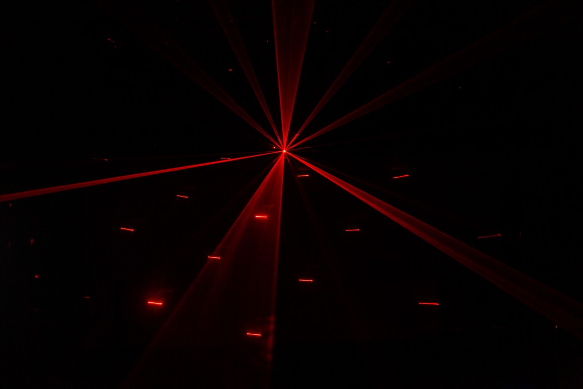 Zeer aantrekkelijke RGB-laser voor DJ's, cafés en discotheken - SPYDER-RGB LASER