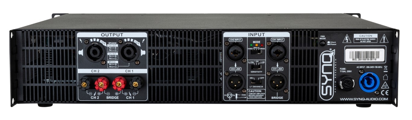 2x 1500Wrms CLASS-TD versterker met krachtige basweergave en kristalheldere hoge frequenties. Perfect voor clubs, verhuur, theater, ... - SE-3000