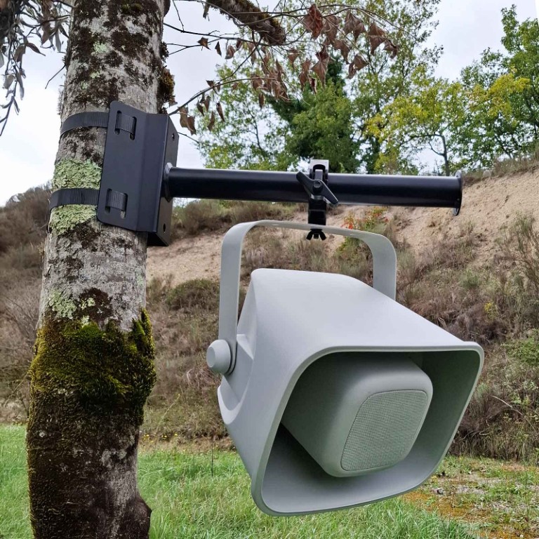 Beugel voor projectoren om op palen of bomen te bevestigen, met horizontale stang van 47cm (Ø 48mm) - SUP-TreeBar