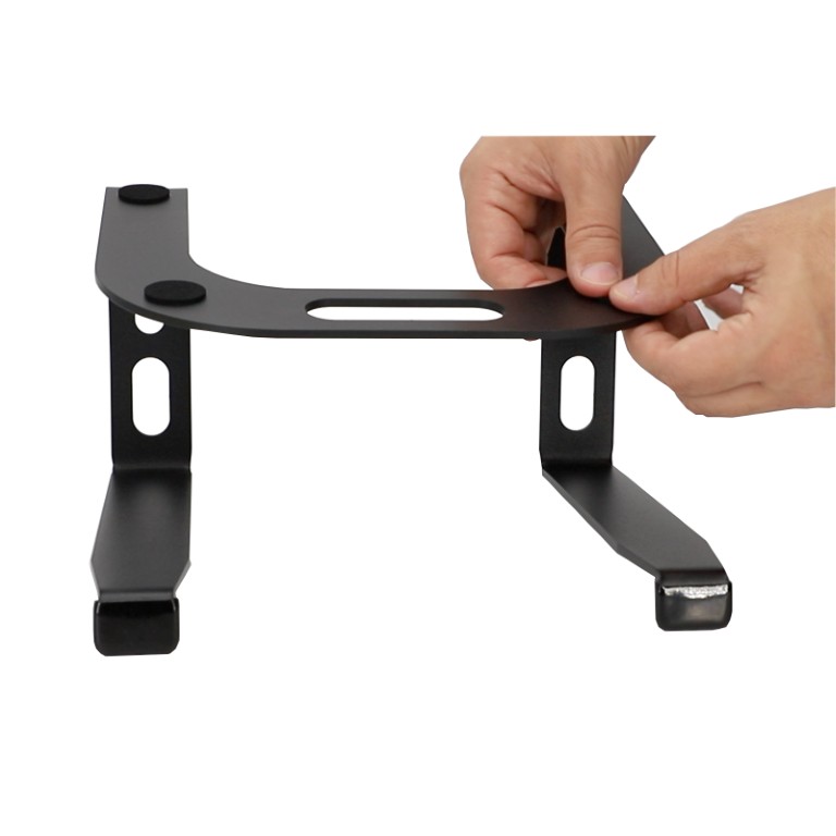 MEDIA5 is een stalen standaard voor laptops of controllers, geleverd met beschermende pads - MEDIA5