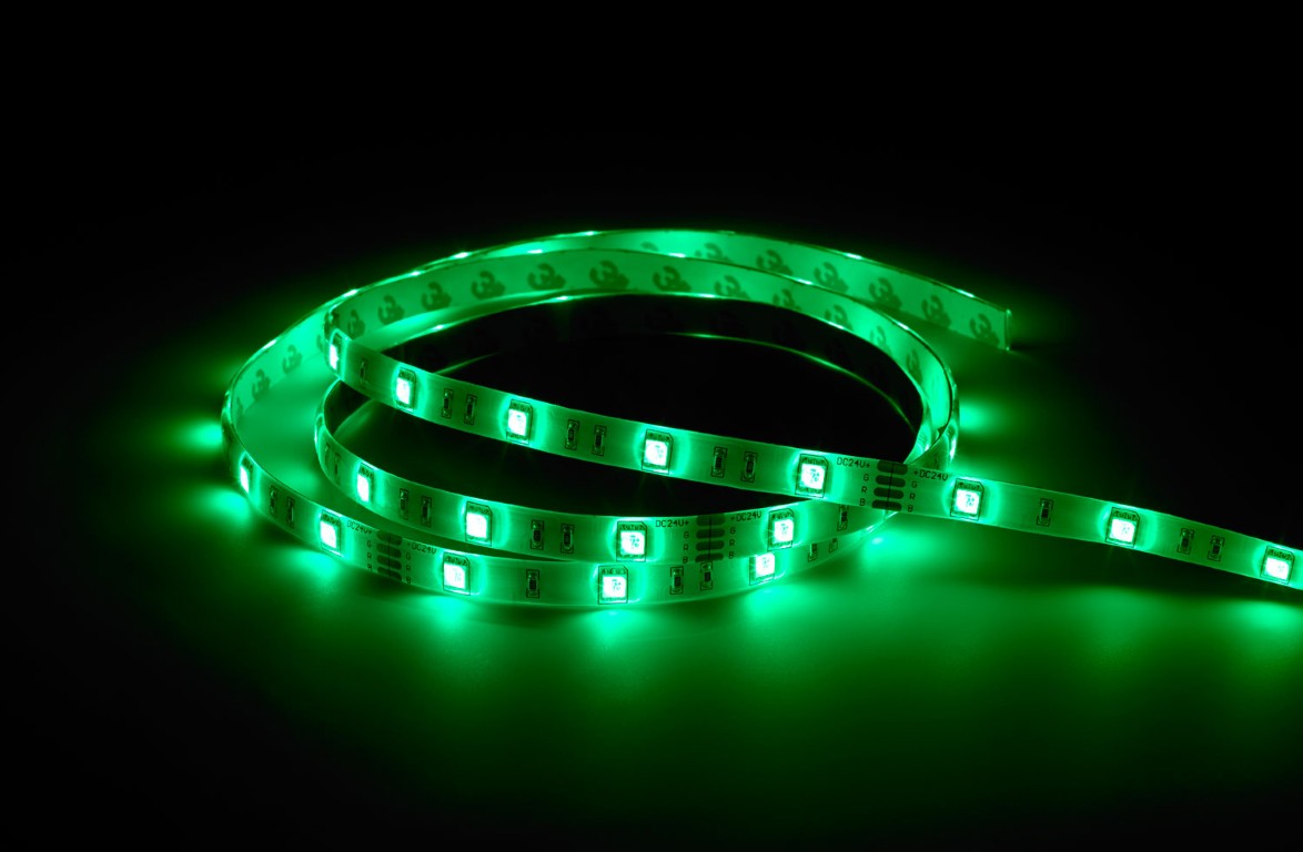 Ledstrip 30 LEDs/meter versie met een siliconen veiligheidskoepel - IP65 - RGB - rol van 5m - COLORTAPE3065