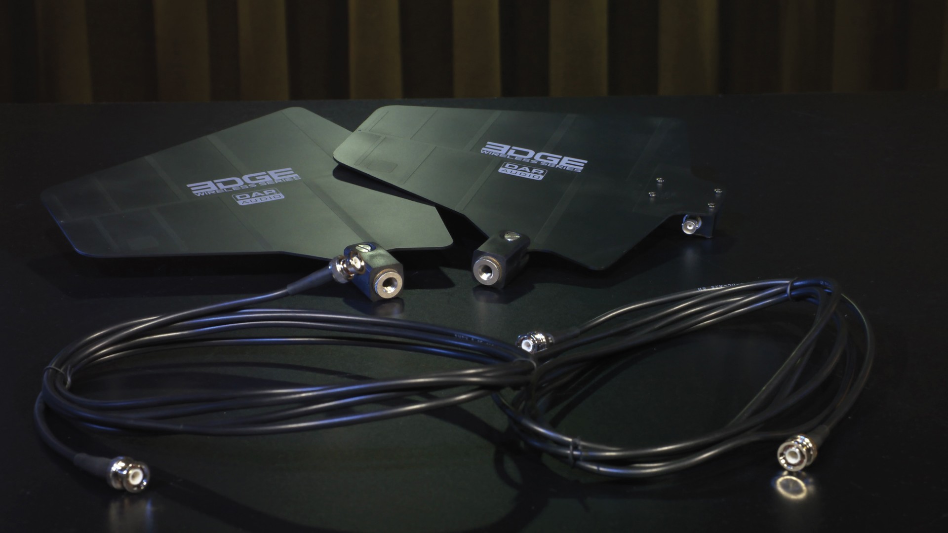 EDGE EUA-1 Unidirectionele Antenna Set