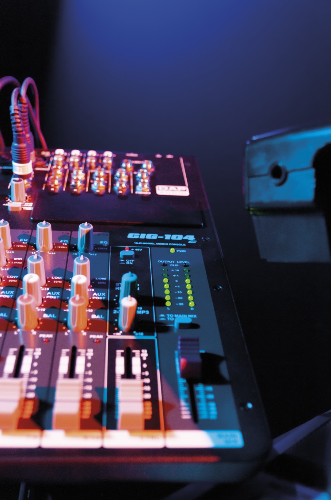 GIG-104C 10-kanaals analoog mengpaneel