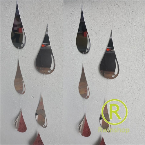 Regendruppels compleet huren 8stuks 180cm hoog 10 sliertenset